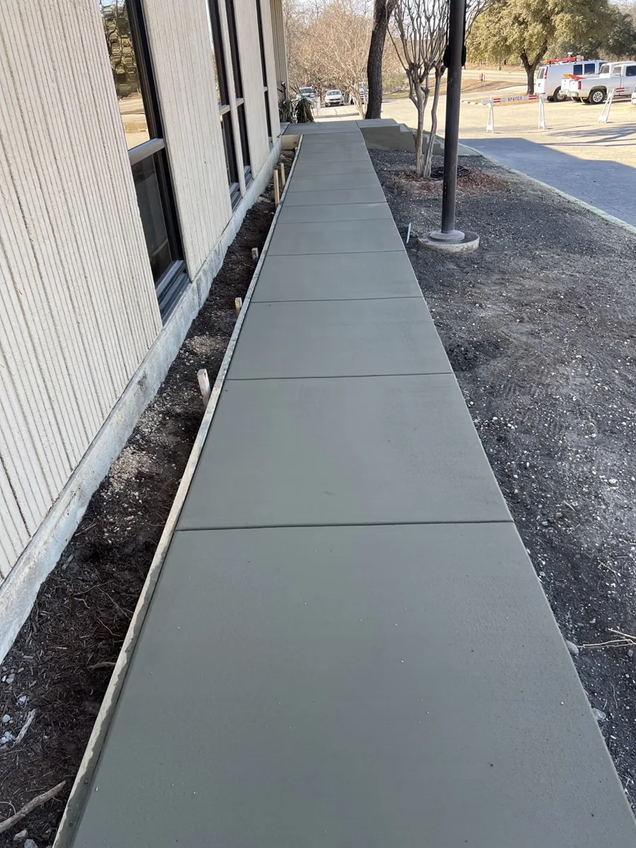 EDF Enterprises Sidewalks & Walkways project photo 1